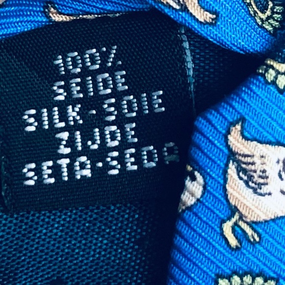 NeckTie - Picture 4 of 6